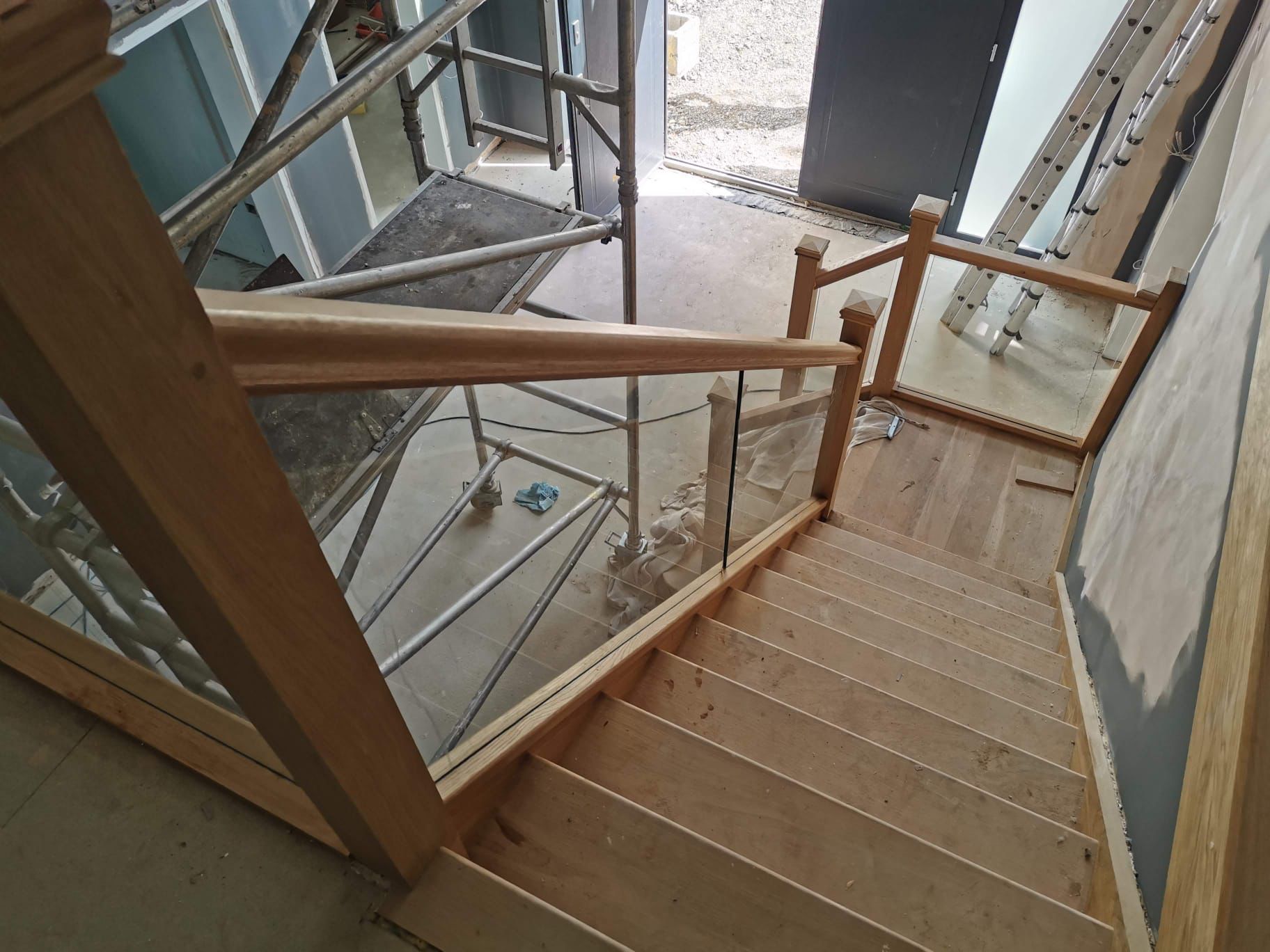 Glass balustrade for stairs and balconies, London